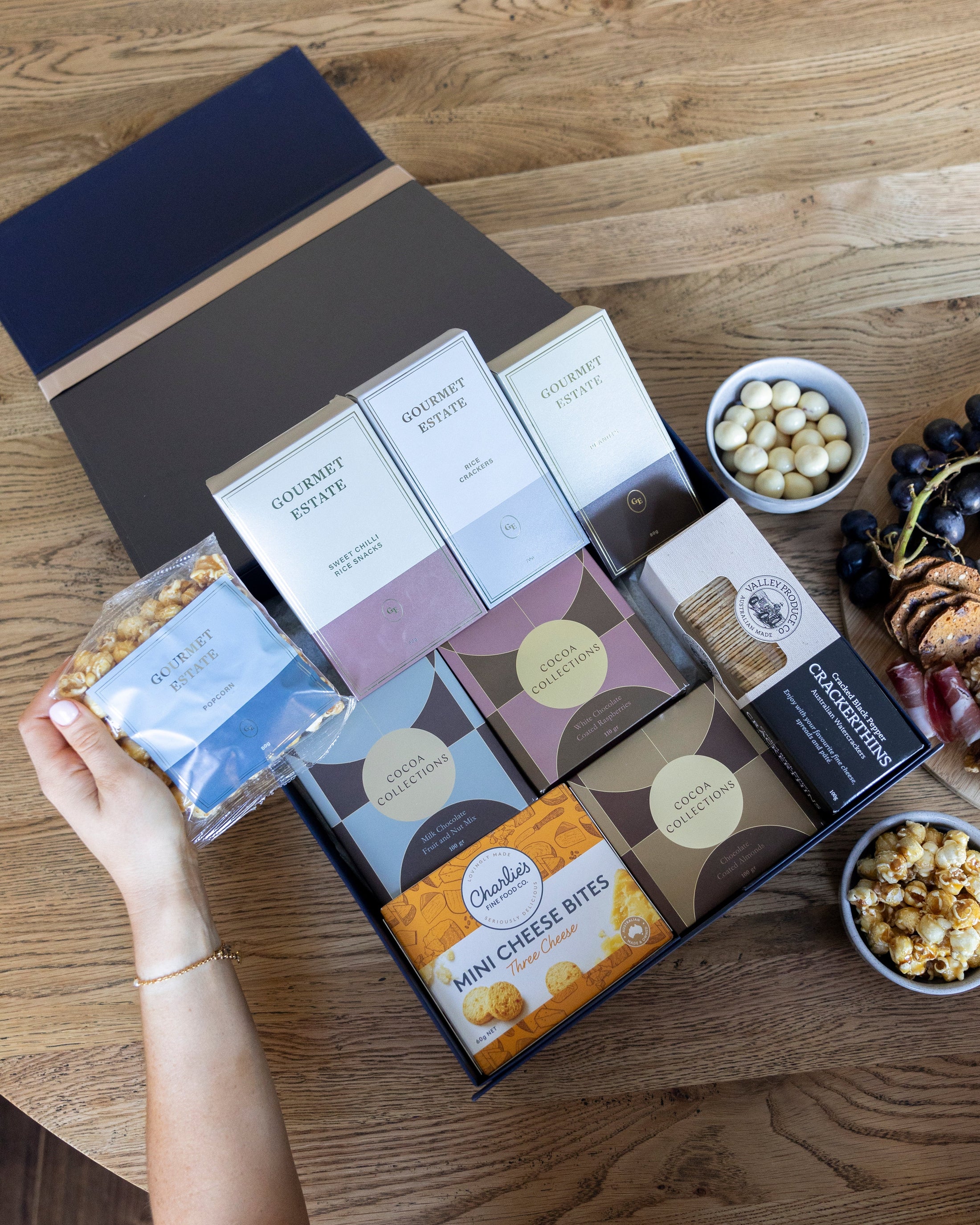 Entertainer's Hamper