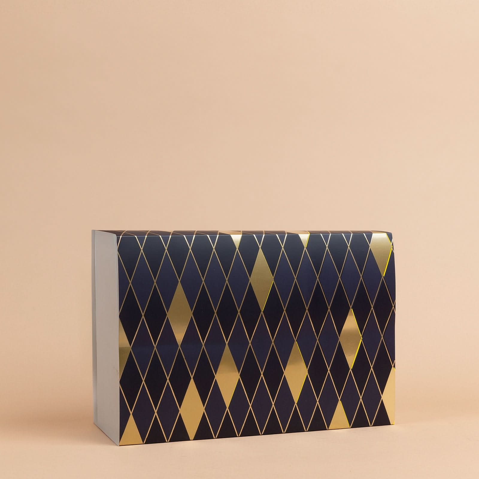 White Gourmet Christmas Hamper