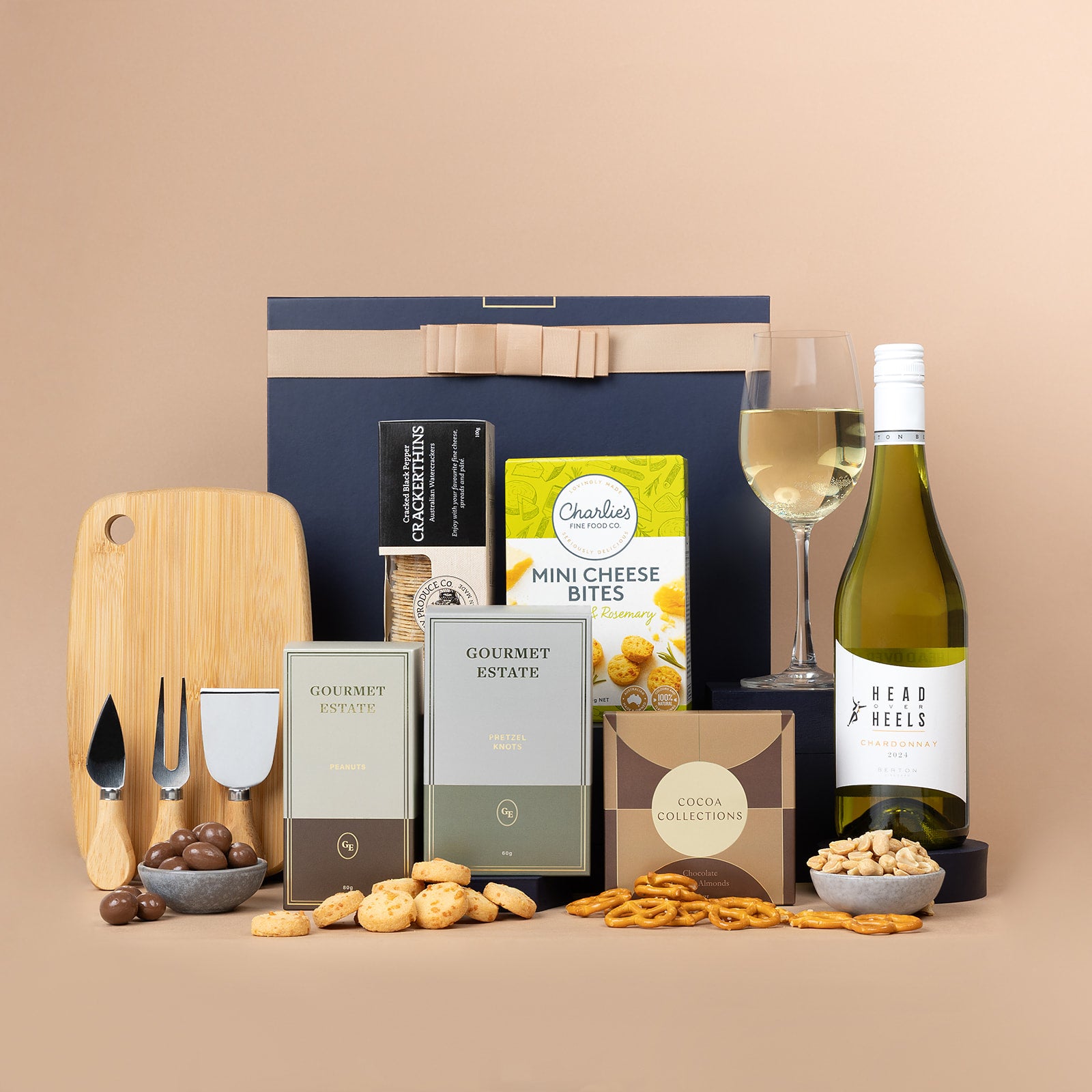 White Wine and Nibbles Hamper