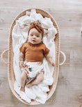 Load image into Gallery viewer, Snuggle Hunny Chestnut Ribbed Topknot