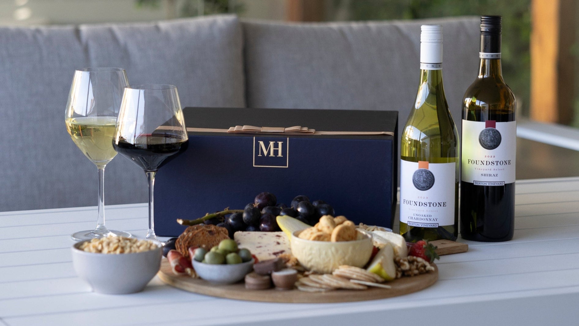 Why Gift Hampers Are the New Love Language