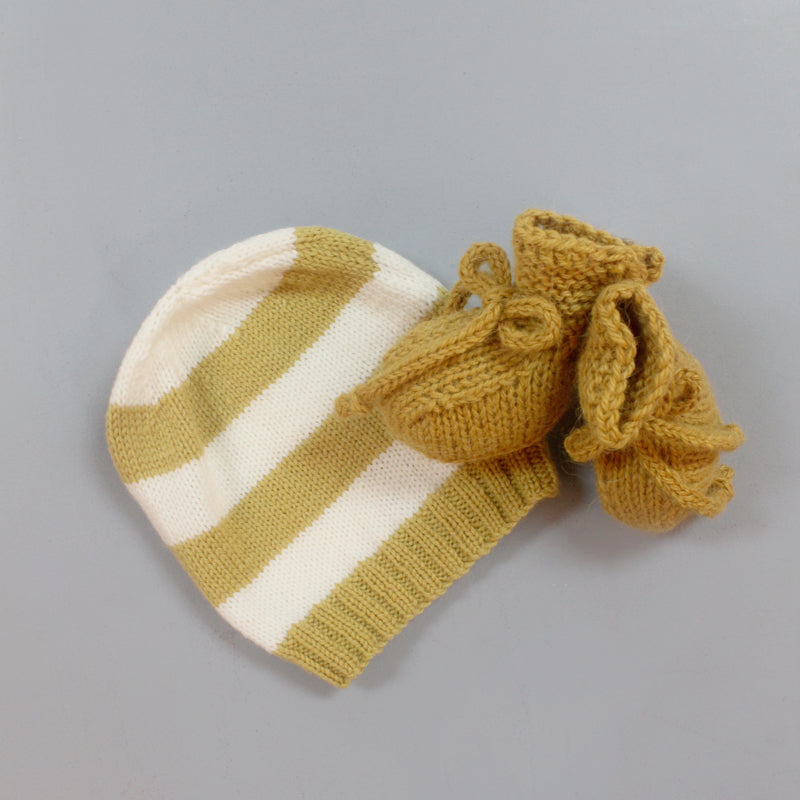 Amelia & Grace Knitted Mustard Set